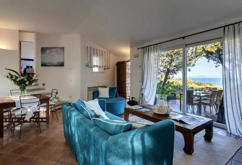 ویلای 3 خوابه, L'Ea Bianca Luxury Resort