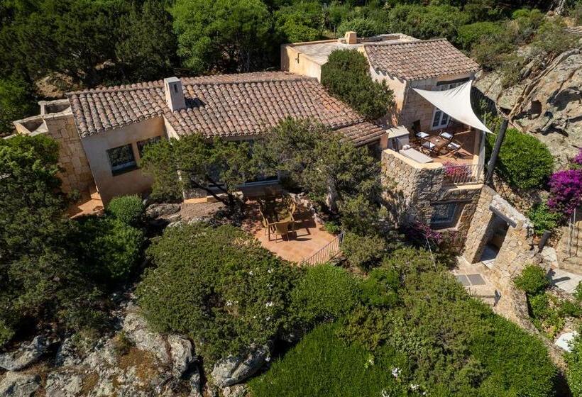 ویلای 3 خوابه, L'Ea Bianca Luxury Resort