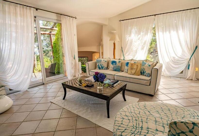 فيلا ديلوكس 3 غرف نوم, L'Ea Bianca Luxury Resort