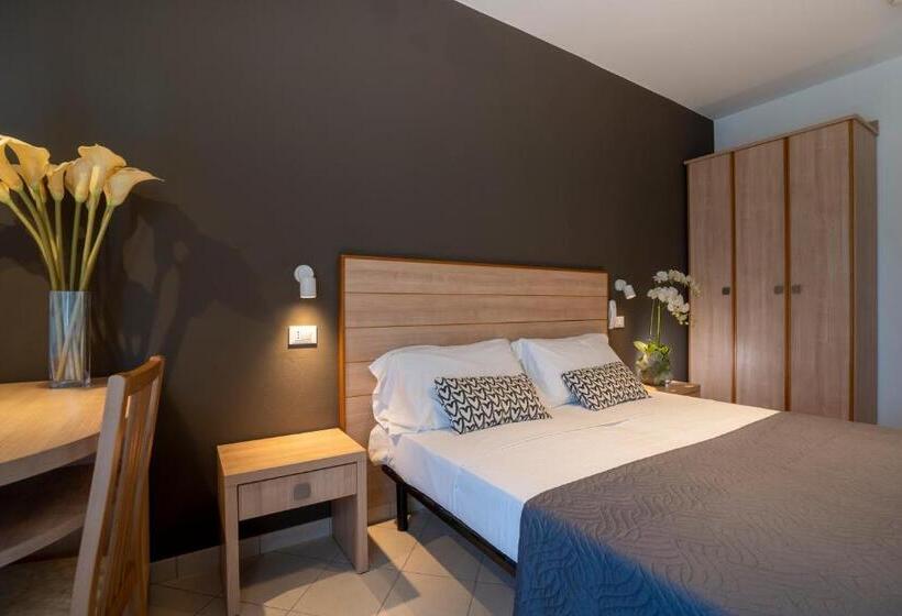 חדר סטנדרט, Mocambo