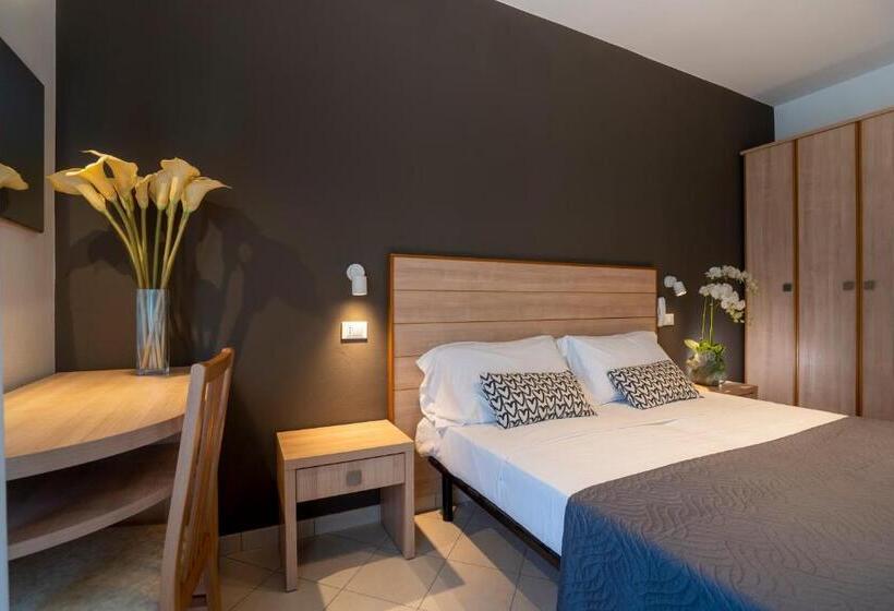 חדר סטנדרט, Mocambo