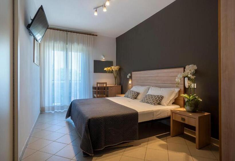 חדר סטנדרט, Mocambo