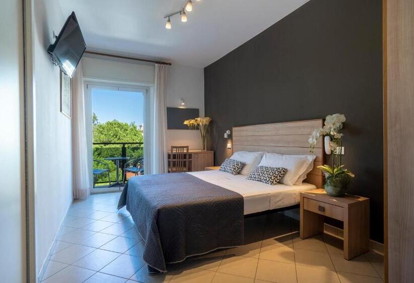 חדר סטנדרט, Mocambo