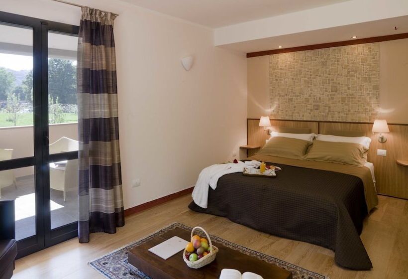 اتاق لوکس, Montebelli Agriturismo & Country