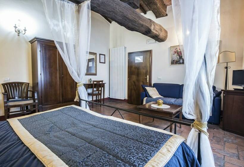سوییت جونیور, Palazzo Fani Mignanelli