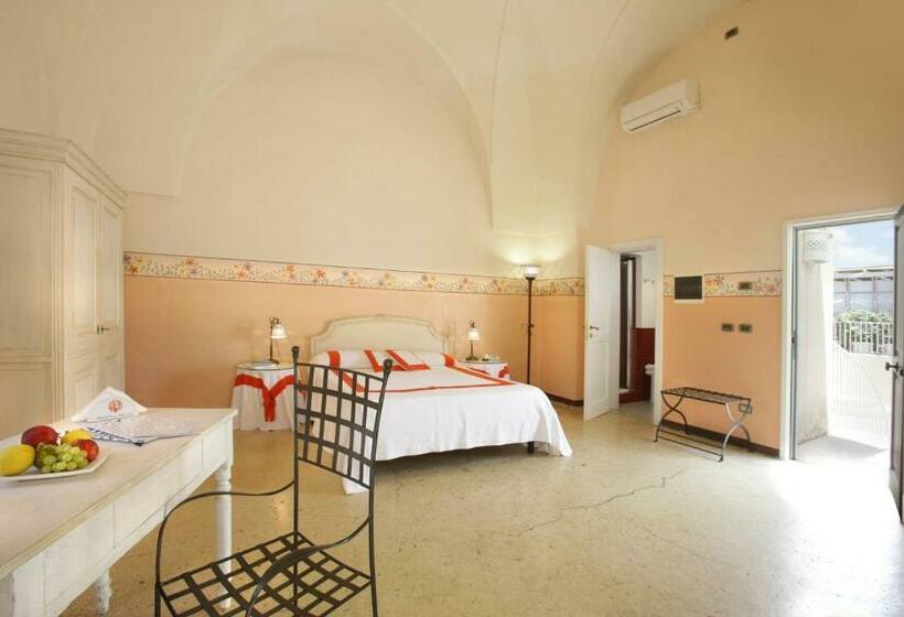 חדר דלוקס, Relais Corte Palmieri & Il Chiostro  Residenza D Epoca