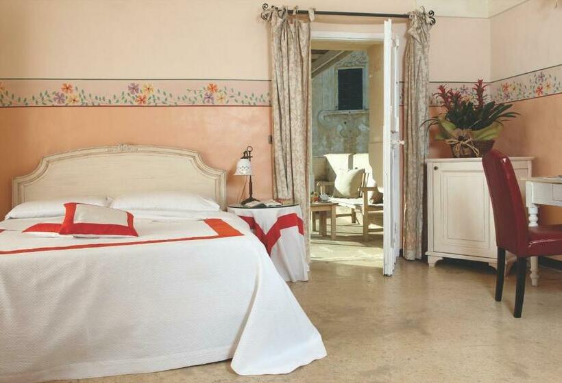 חדר דלוקס, Relais Corte Palmieri & Il Chiostro  Residenza D Epoca
