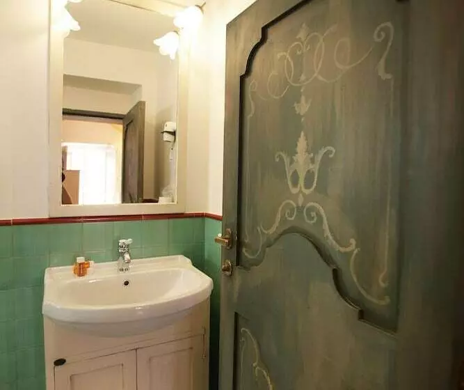 デラックスルーム, Relais Corte Palmieri & Il Chiostro Residenza D Epoca