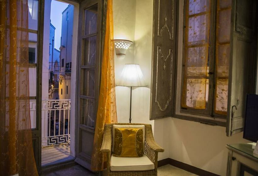 חדר סופריור, Relais Corte Palmieri & Il Chiostro  Residenza D Epoca