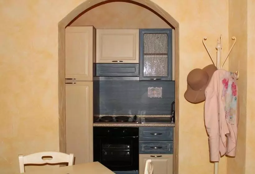 استودیوی استاندارد, Residence Le Chiavi Di San Francesco