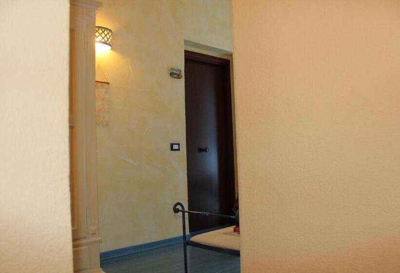 带1个卧室的带阳台的公寓, Residence Le Chiavi Di San Francesco
