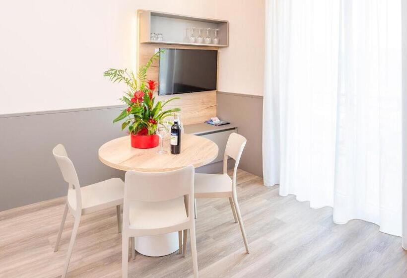 1 Bedroom Apartment Lake View, Residenza Panorama