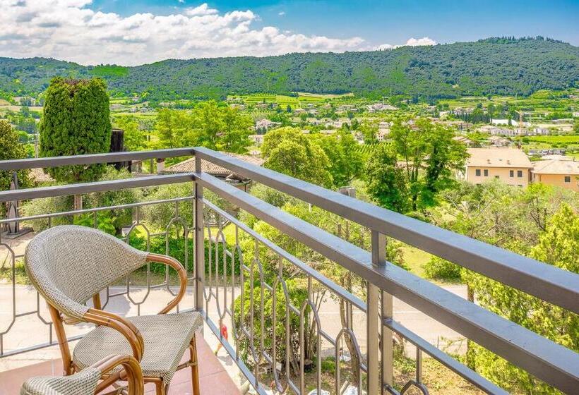 1 Bedroom Apartment Lake View, Residenza Panorama