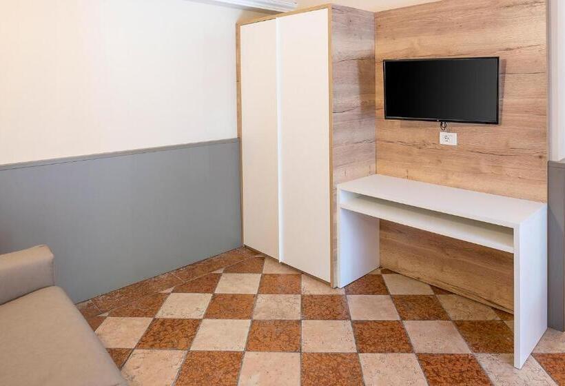 低层单卧公寓, Residenza Panorama