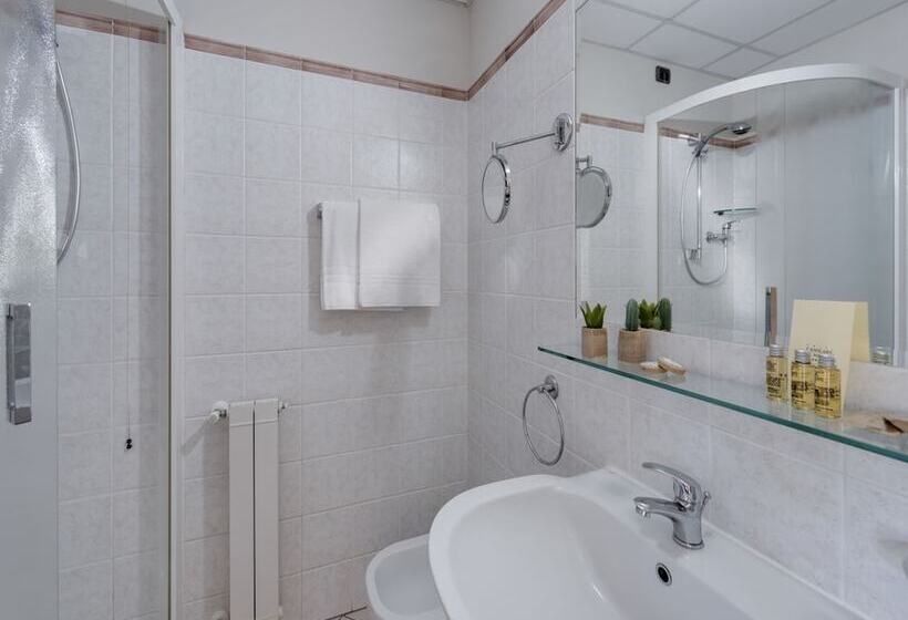 غرفة قياسية ثلاثية, & Restaurant Casolare Le Terre Rosse