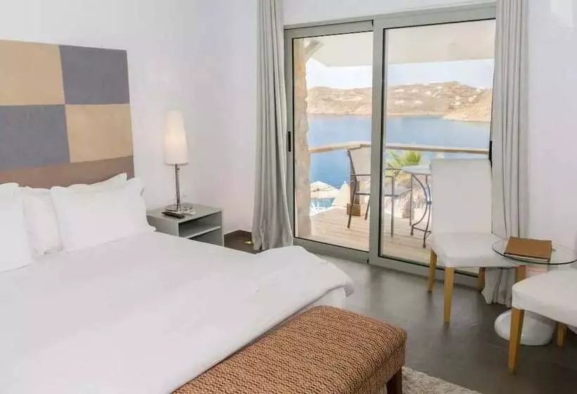 سوییت جونیور با چشم‌انداز دریا, Greco Philia Hotel Boutique