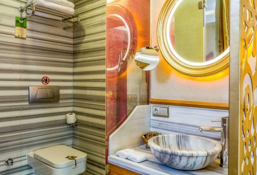 سوییت خانوادگی, Sultania Boutique Class