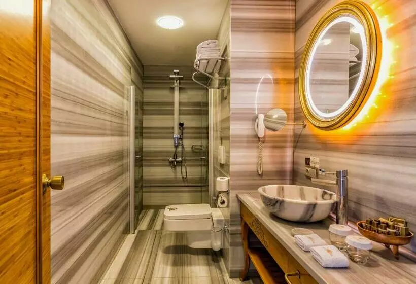 Deluxe Room with Balcony, Sultania Boutique Class