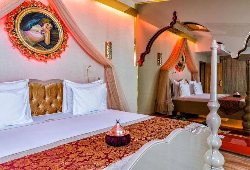 سوئیت با وان آب گرم, Sultania Boutique Class