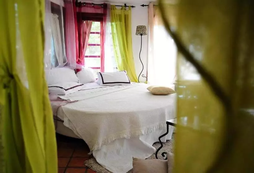 Romanttinen Huone, Uma Casa A Beira Sol