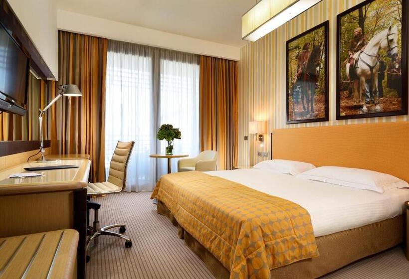 اتاق سوپریور, Unahotels Varese