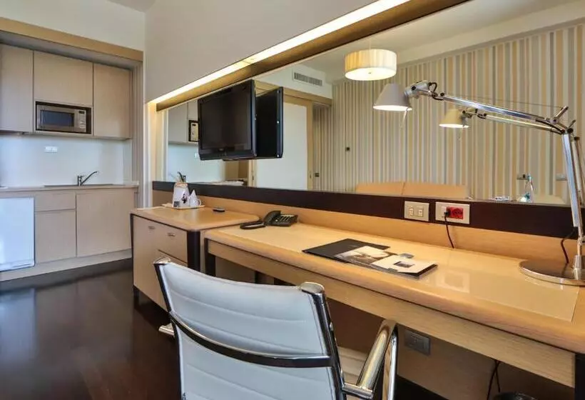 آپارتمان 1 خوابه, Unahotels Varese