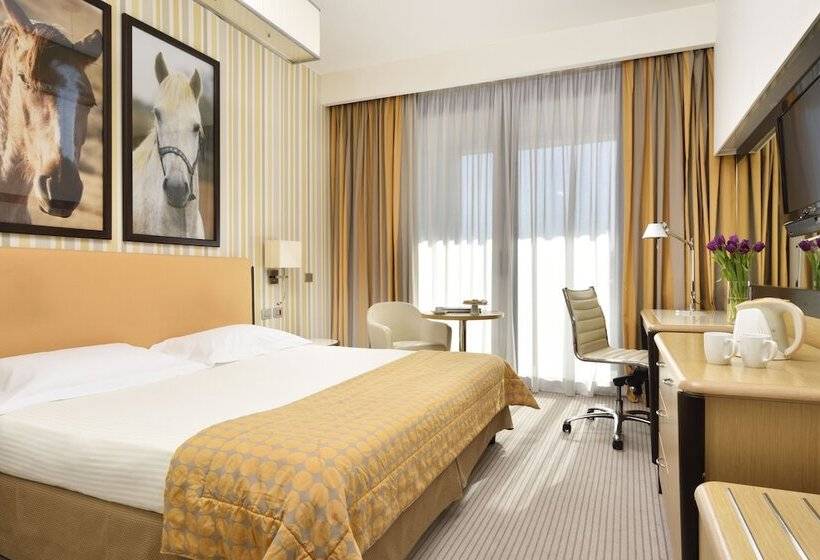 اتاق سوپریور, Unahotels Varese