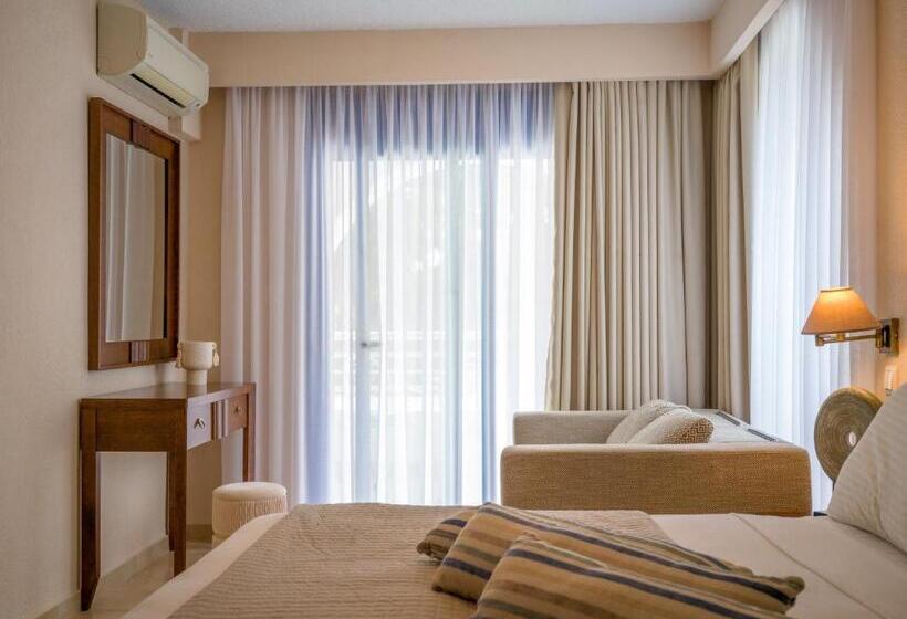 חדר משפחתי, Secret Paradise Hotel & Spa