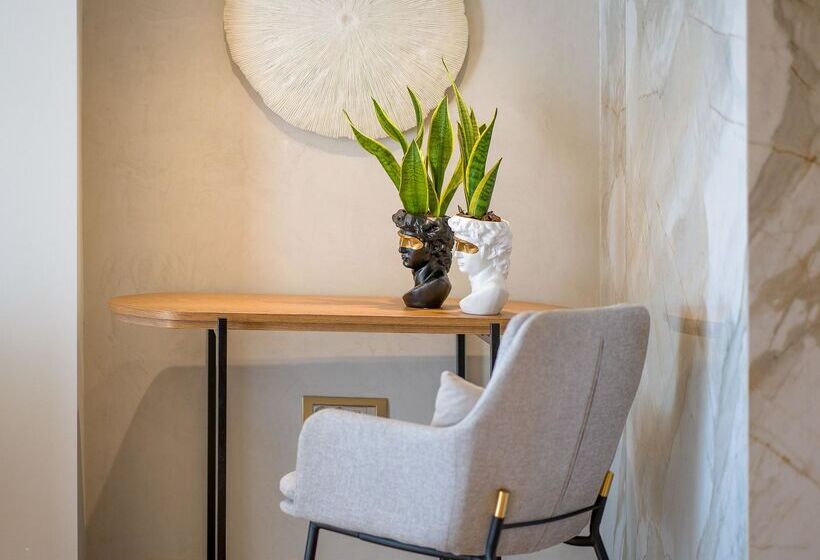 סוויטת אקזקיוטיב נוף לים, Secret Paradise Hotel & Spa