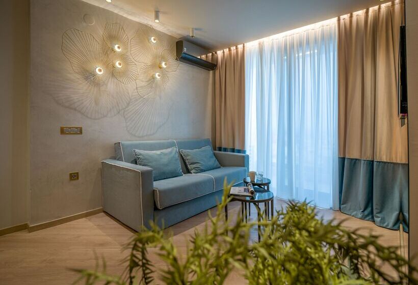 סוויטת אקזקיוטיב נוף לים, Secret Paradise Hotel & Spa