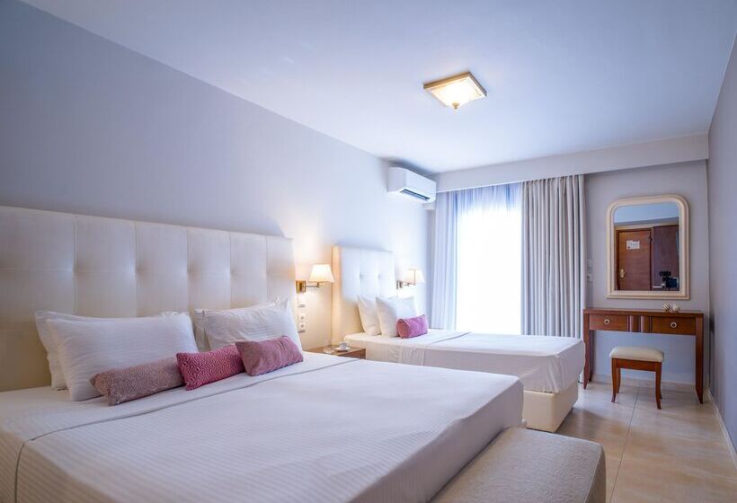 חדר סטנדרט לשלושה, Secret Paradise Hotel & Spa