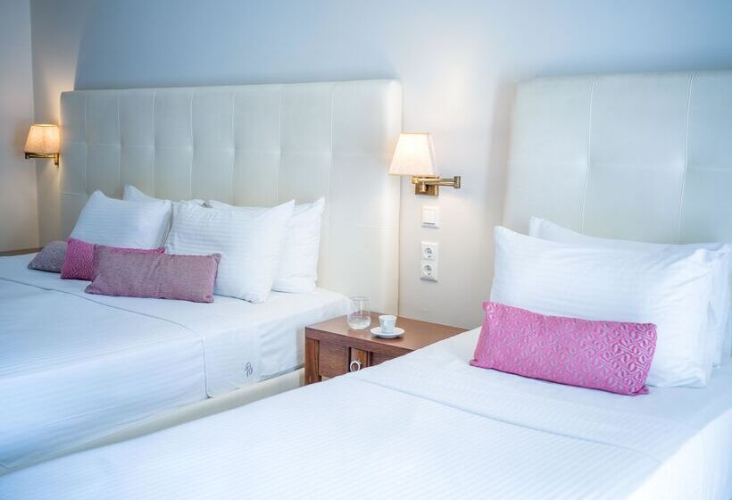 חדר סטנדרט לשלושה, Secret Paradise Hotel & Spa