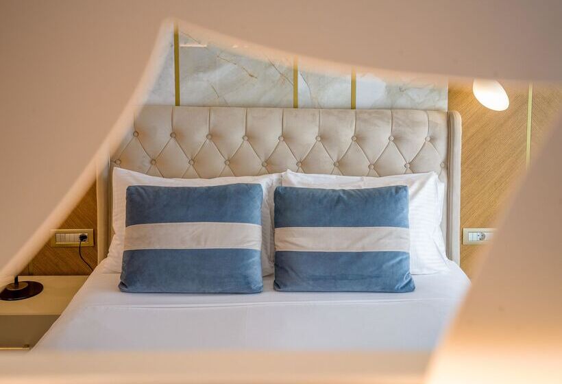 סוויטת אקזקיוטיב נוף לים, Secret Paradise Hotel & Spa