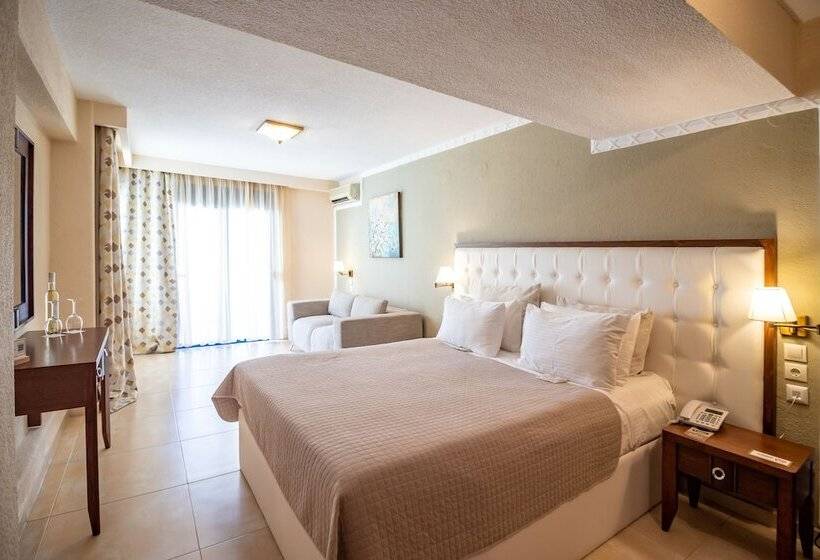 חדר משפחתי, Secret Paradise Hotel & Spa