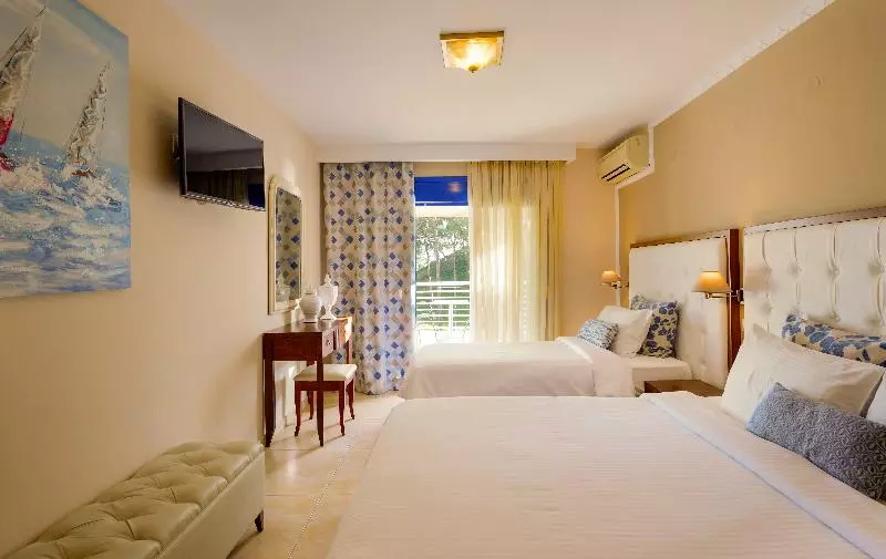 スタンダードトリプルルーム, Secret Paradise Hotel & Spa