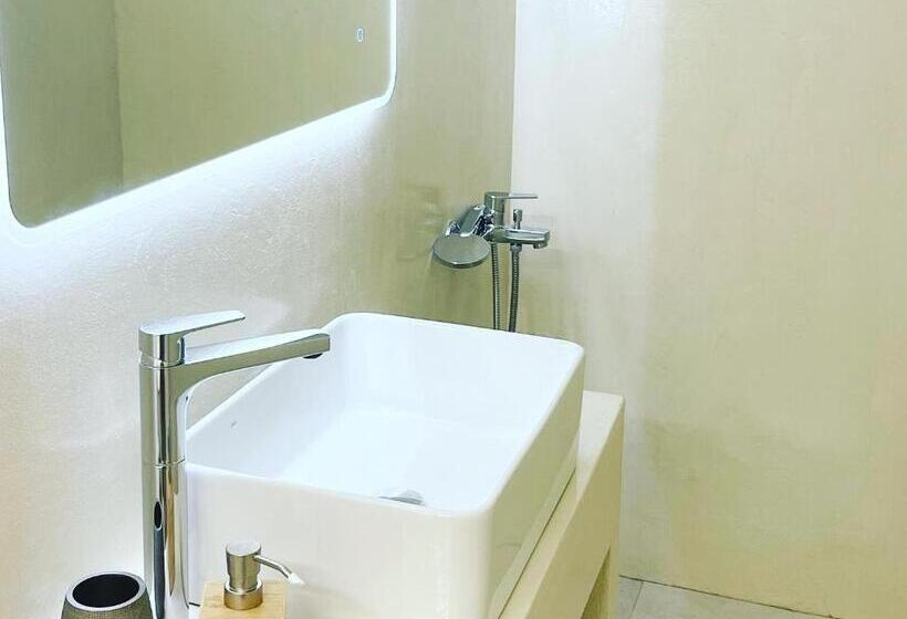 스탠다드 4인용 룸 바다전망, Albatross Hotel