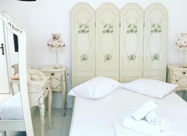 스탠다드 룸 바다 전망, Albatross Hotel