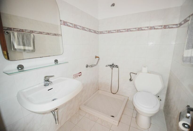 标准工作室, Coralli Apartments