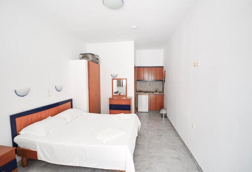 استودیوی استاندارد, Coralli Apartments