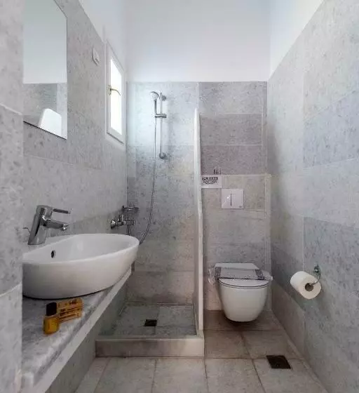 اتاق استاندارد سه نفره, Galinos - Adults Only