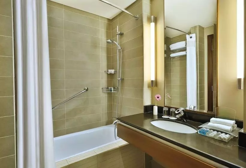 اتاق استاندارد با چشم‌انداز استخر, Holiday Inn Resort Dead Sea By Ihg