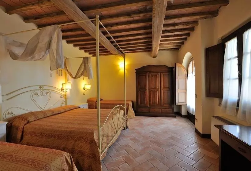 اتاق سوپریور چهار تخته, Agrihotel Il Palagetto
