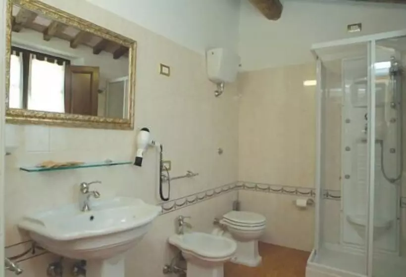 اتاق سوپریور سه تخته, Agrihotel Il Palagetto