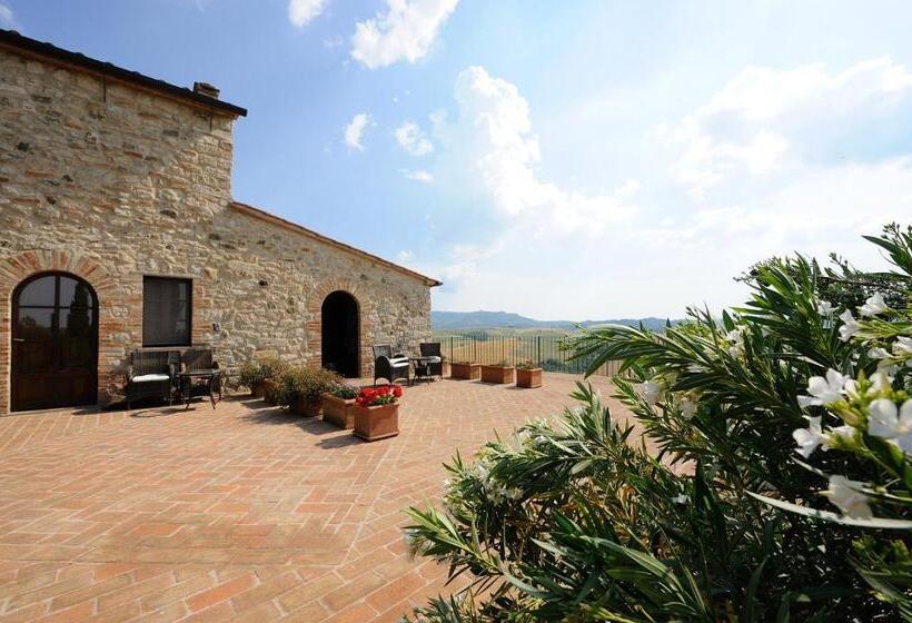 带露台的高档房间, Agrihotel Il Palagetto