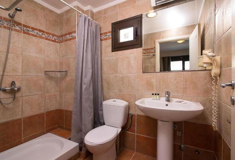 스탠다드 트리플 룸, Aigli