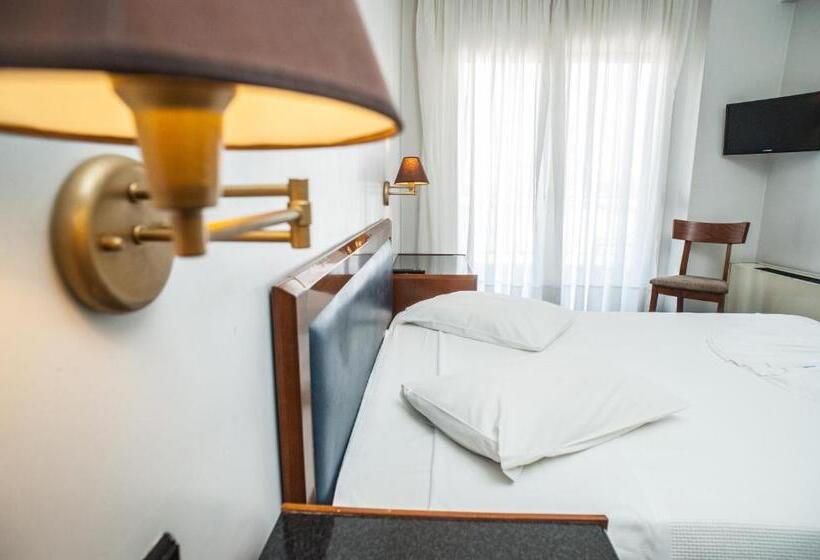 스탠다드 싱글 룸, Aigli