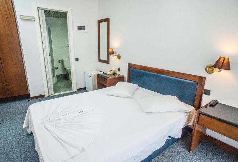 스탠다드 싱글 룸, Aigli