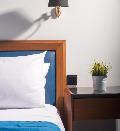 스탠다드 싱글 룸, Aigli