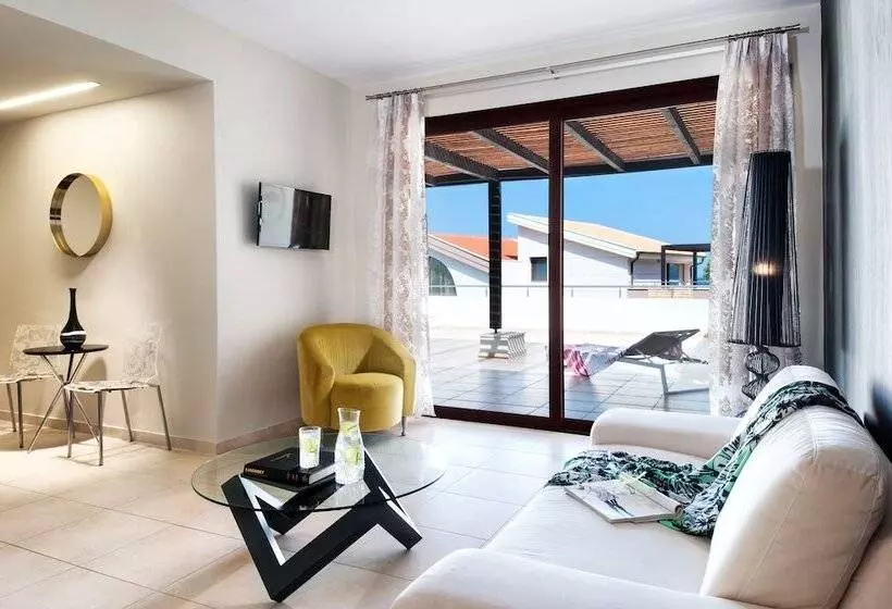 سوییت با چشم‌انداز دریا, Alexandra Golden Boutique Hotel Adults Only