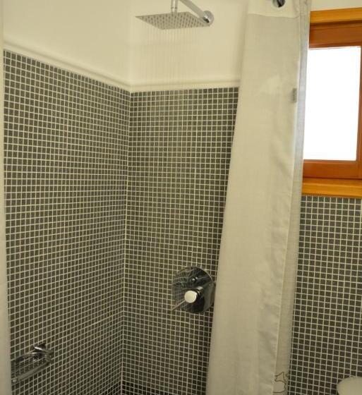 Quarto Dúplex, Anemomilos Suites